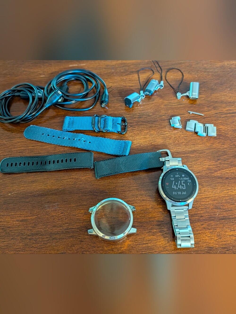 Garmin Vivo active 4S Smartwatch Including many Accessories